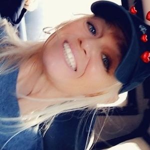 Meet your Posher, Shannon rogers